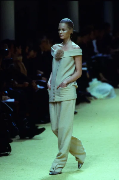 Look 14